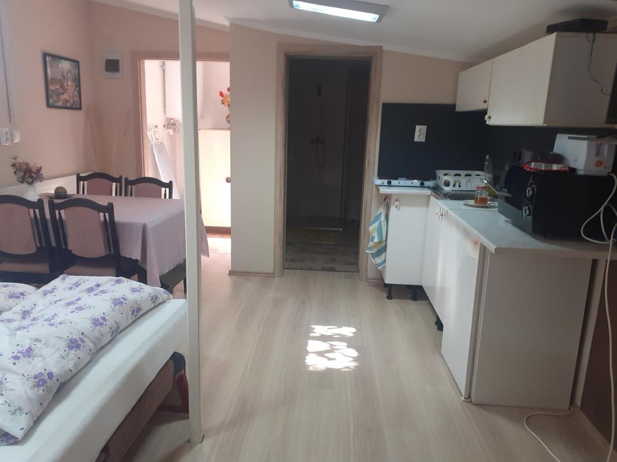 Csilla Apartman Balogunyom 외부 사진
